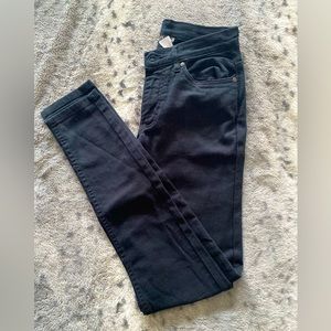 Venus Skinny Jeans